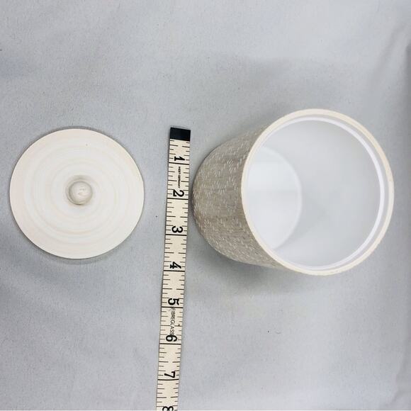 NWOT AMG Global Bathroom Accessories Container Mosaic Tan and White Pattern - Picture 6 of 16